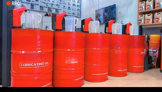 Вертикально устойчивый к установке пластмассовый вращающийся ручной нефтяной баррельный барабанный насос для химического масла